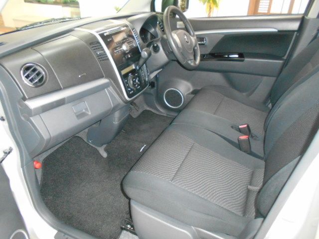 Suzuki WAGON R 2012-03 1002-10