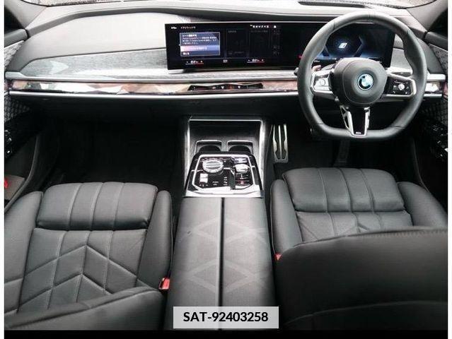 Bmw i7 2023-09 357140-4