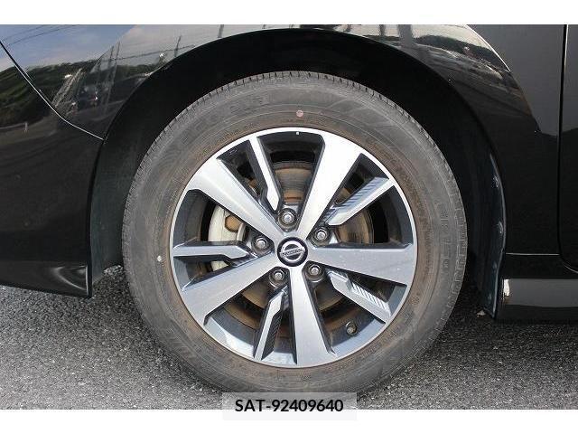 Nissan LEAF 2019-02 367081-12