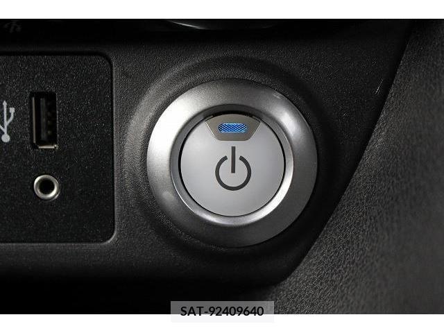 Nissan LEAF 2019-02 367081-5