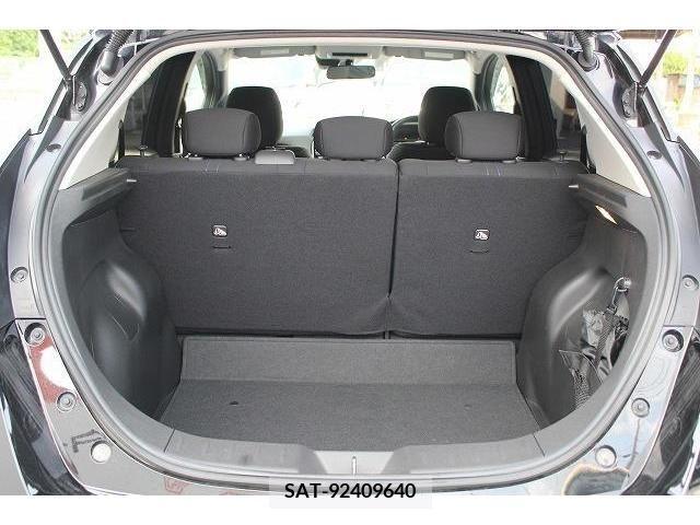 Nissan LEAF 2019-02 367081-17