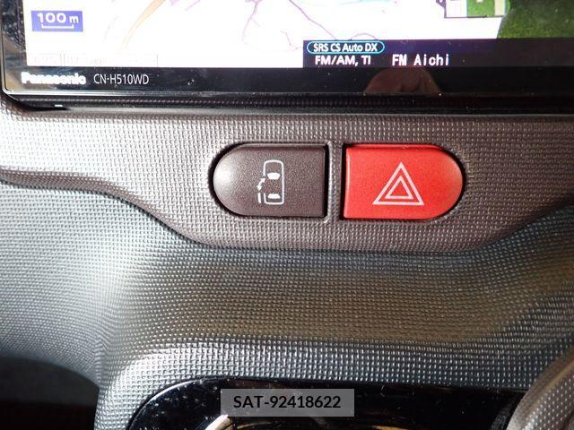Toyota PORTE 2013-05 379835-14