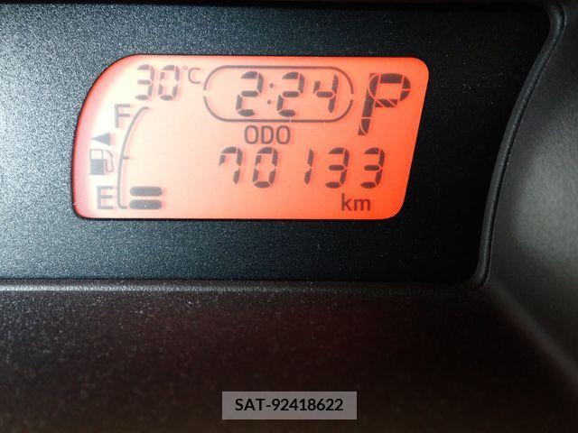 Toyota PORTE 2013-05 379835-10