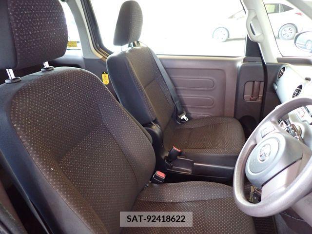 Toyota PORTE 2013-05 379835-18