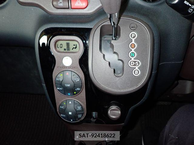 Toyota PORTE 2013-05 379835-15