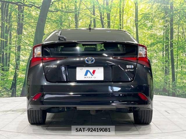 Toyota PRIUS 2021-07 322609-15