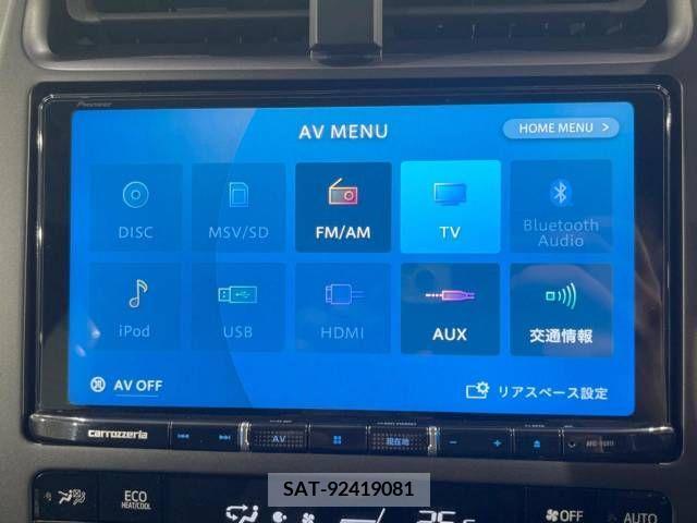 Toyota PRIUS 2021-07 322609-2