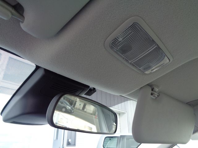 Toyota COROLLA AXIO 2018-04 11402-12