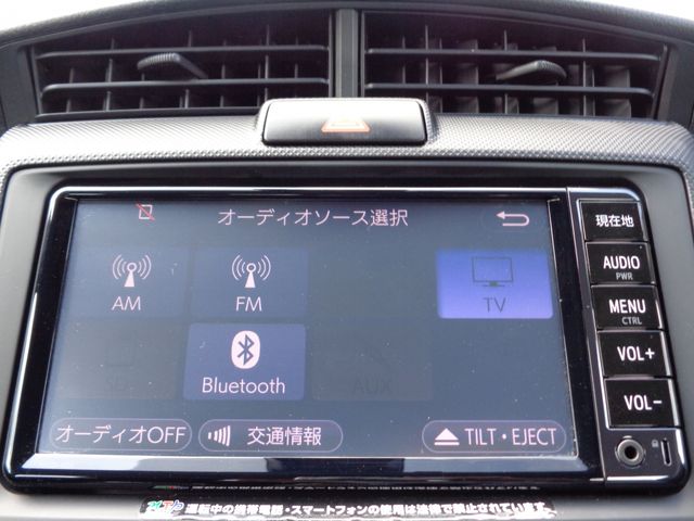 Toyota COROLLA AXIO 2018-04 11402-7