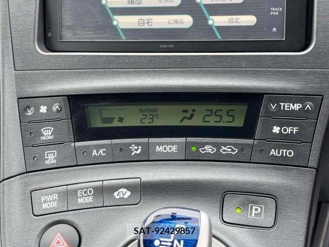 Toyota PRIUS 2011-08 282007-7