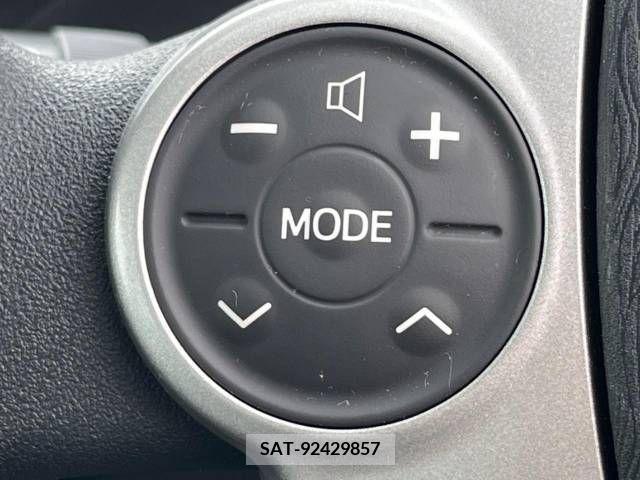 Toyota PRIUS 2011-08 282007-6