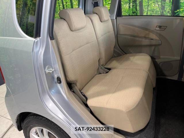 Daihatsu MOVE 2013-08 392429-9