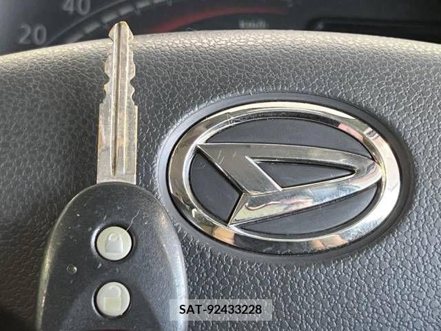 Daihatsu MOVE 2013-08 392429-6