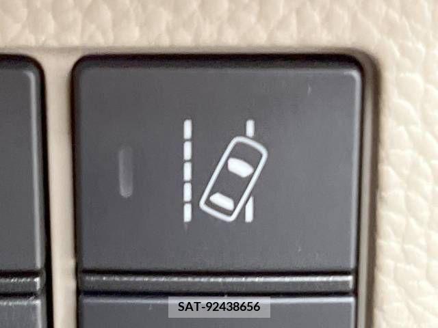 Honda N BOX 2019-07 307483-5