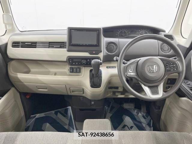 Honda N BOX 2019-07 307483-1