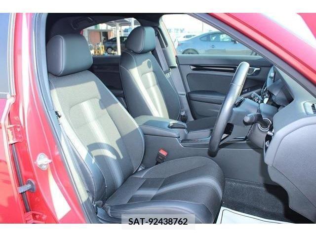 Honda CIVIC 2022-06 331784-12