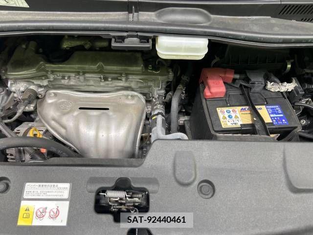 Toyota VELLFIRE 2018-11 377798-18