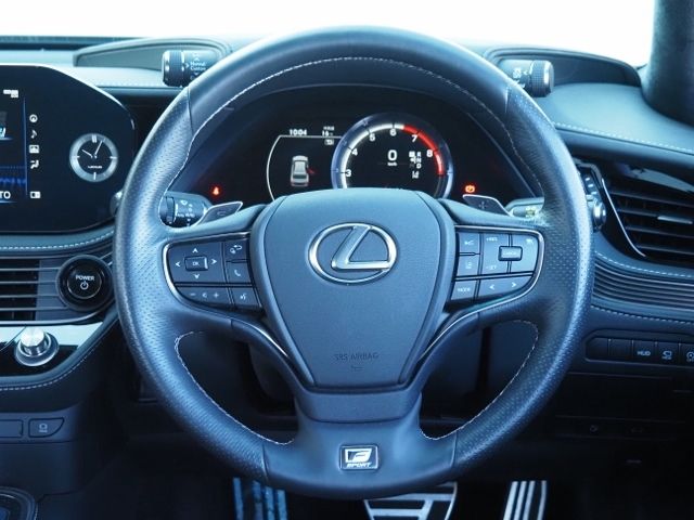 Lexus LS 2021-05 19263-17
