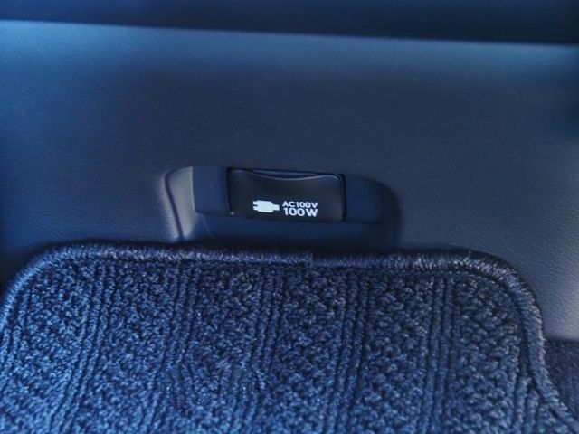Lexus LS 2021-05 19263-15