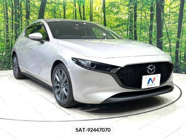 Mazda MAZDA3 2022-12 220341-16