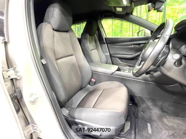 Mazda MAZDA3 2022-12 220341-8