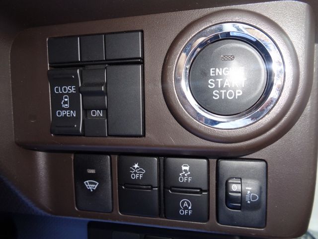 Toyota ROOMY 2021-03 10495-15