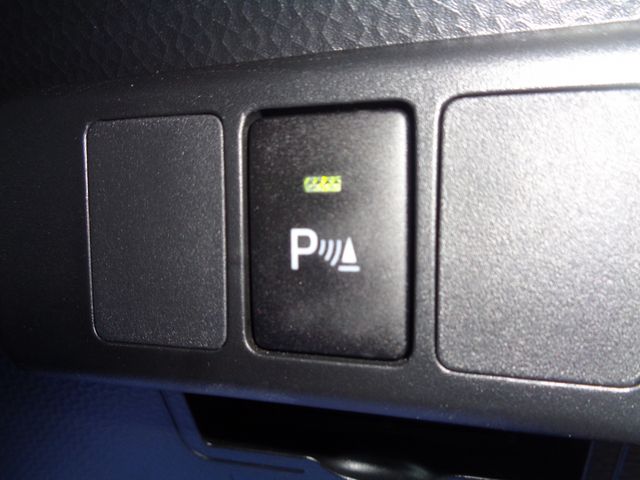 Toyota ROOMY 2021-03 10495-16
