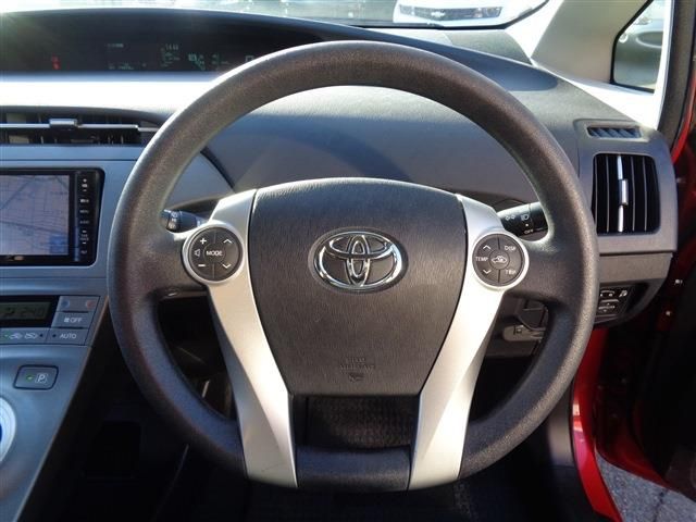 Toyota PRIUS 2014-11 183820-22