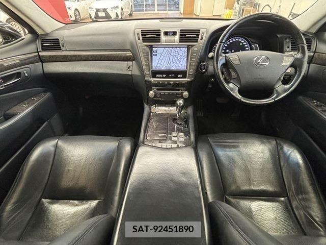 Lexus LS 2010-07 316811-18