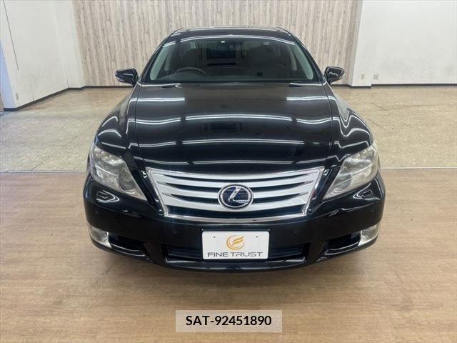 Lexus LS 2010-07 316811-1