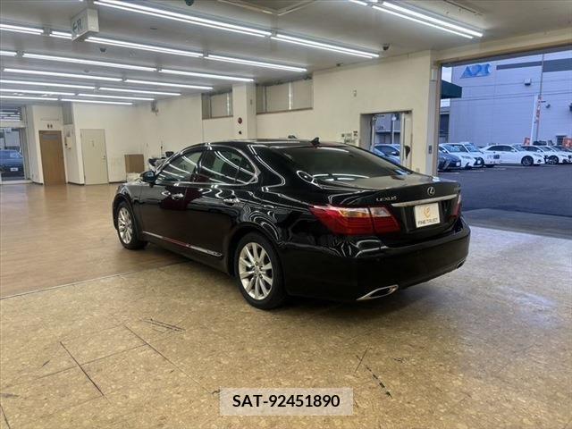 Lexus LS 2010-07 316811-6