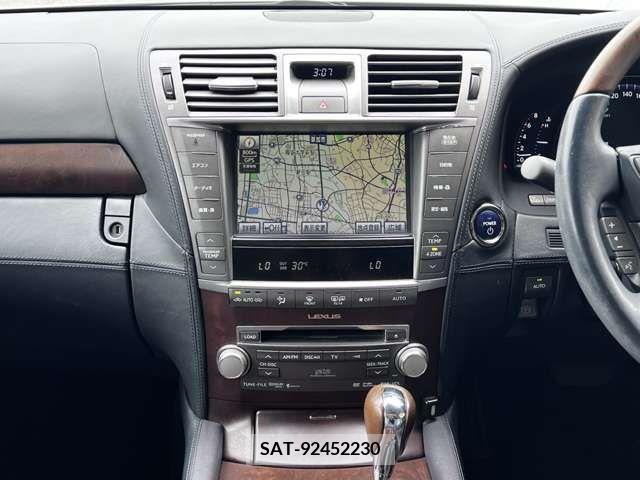 Lexus LS 2010-02 316812-19