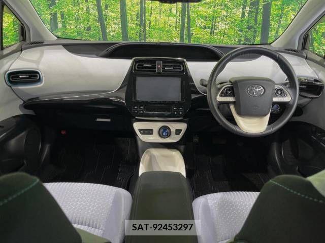Toyota PRIUS 2016-12 366407-1