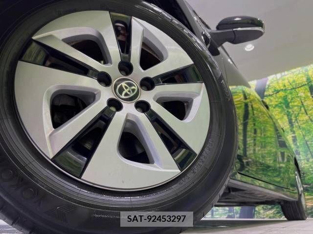 Toyota PRIUS 2016-12 366407-13