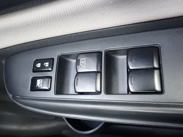 Nissan NOTE 2018-10 18921-9