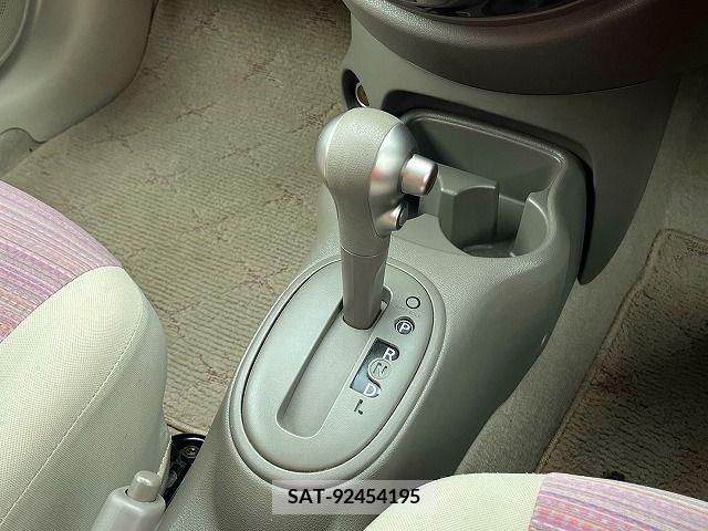Nissan MARCH 2015-03 308140-19