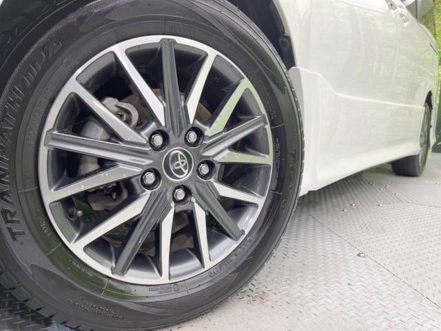Toyota NOAH 2016-03 9346-15