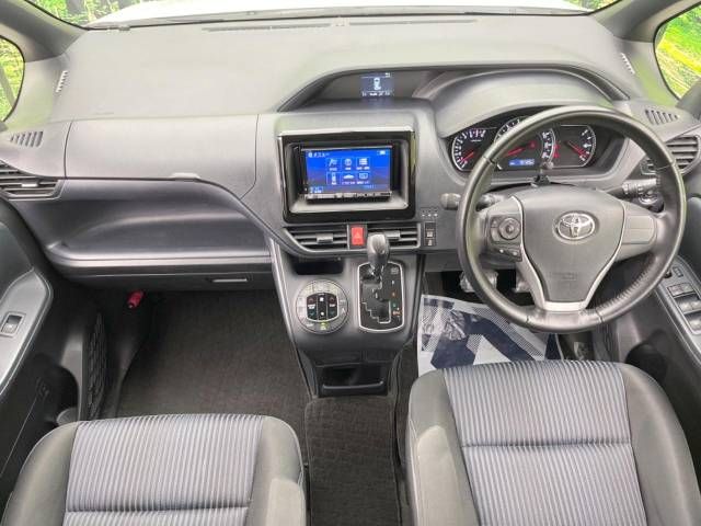 Toyota NOAH 2016-03 9346-1