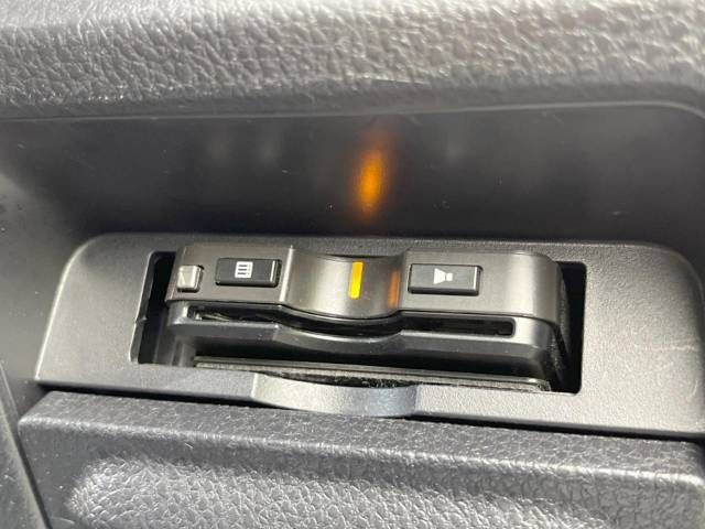 Toyota NOAH 2016-03 9346-7