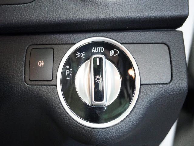 Mercedes Benz C-CLASS 2014-10 10954-16