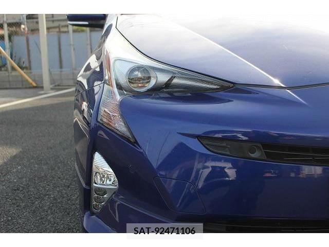 Toyota PRIUS 2016-06 237245-10