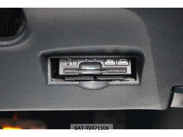 Toyota PRIUS 2016-06 237245-1