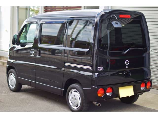 Nissan CLIPPER RIO 2009-02 195992-4