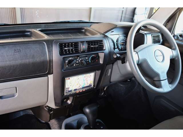 Nissan CLIPPER RIO 2009-02 195992-7