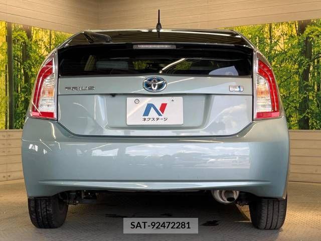 Toyota PRIUS 2012-09 366457-15