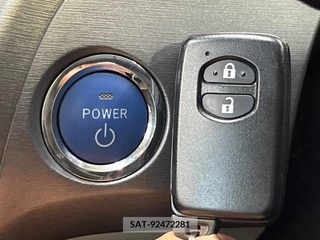Toyota PRIUS 2012-09 366457-4