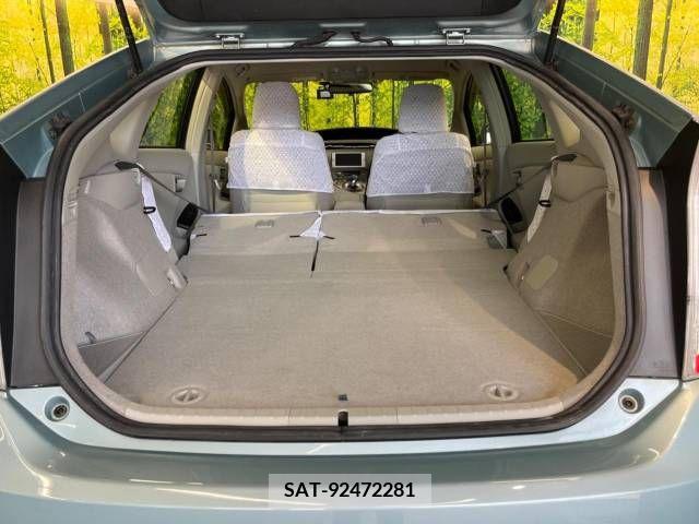 Toyota PRIUS 2012-09 366457-10