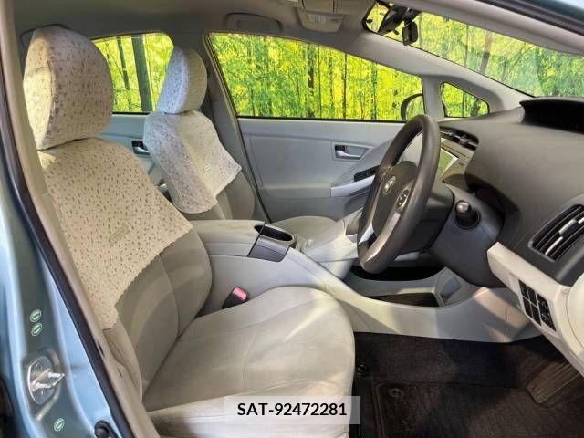 Toyota PRIUS 2012-09 366457-8