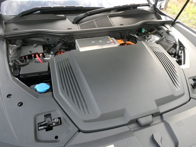 Audi E-TRON 2020-12 4045-24