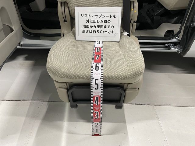 Daihatsu TANTO 2018-11 191831-9